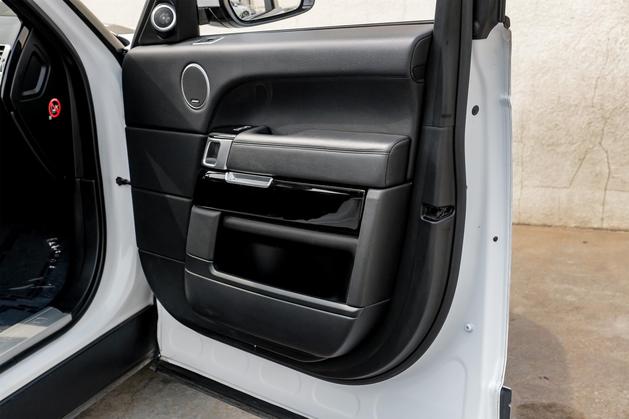 Land Rover Range Rover Vehicle Main Gallery Image 47
