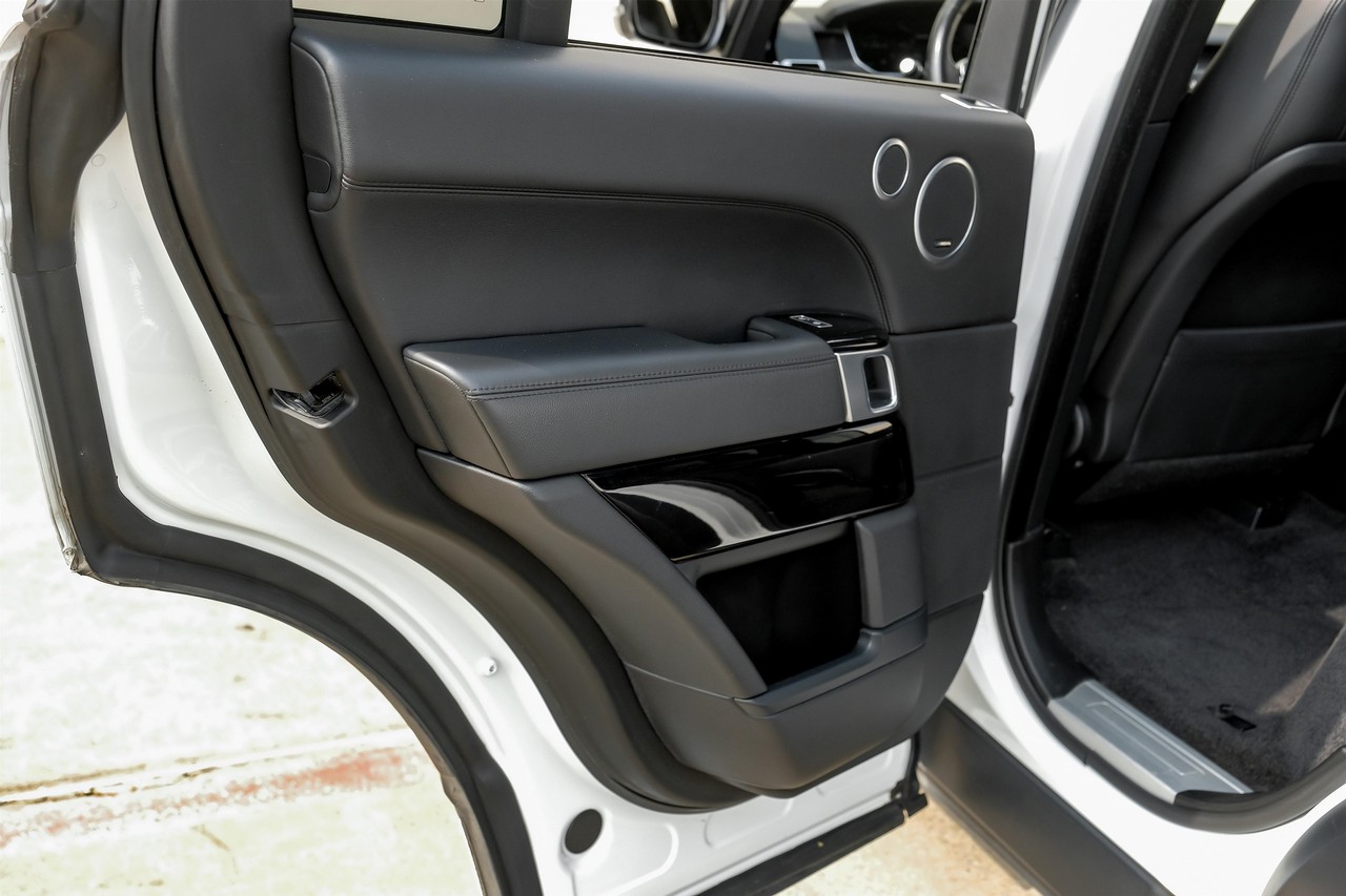 Land Rover Range Rover Vehicle Main Gallery Image 48