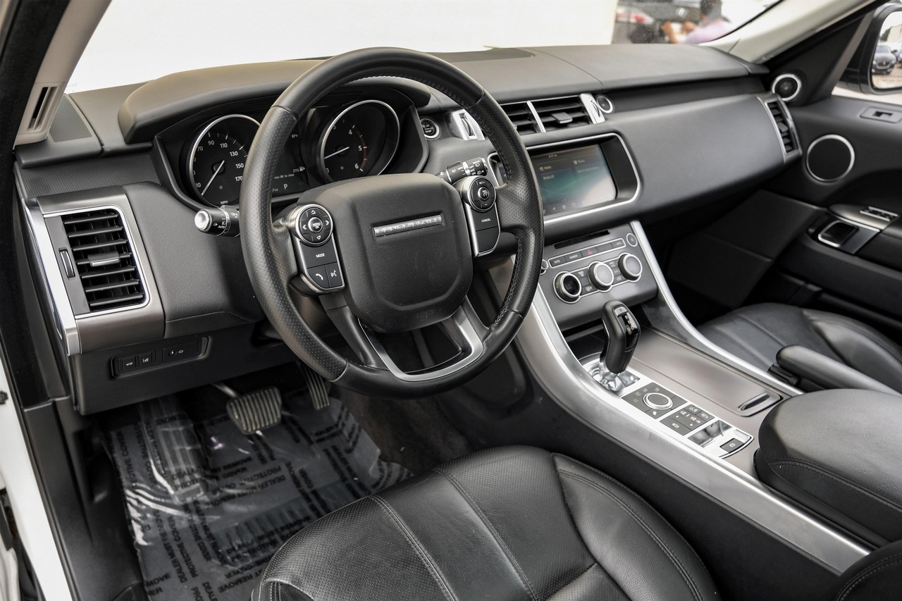 Land Rover Range Rover Sport Vehicle Main Gallery Image 03