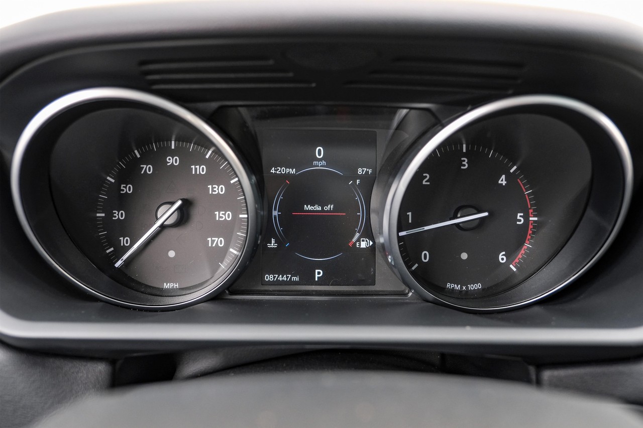 Land Rover Range Rover Sport Vehicle Main Gallery Image 20