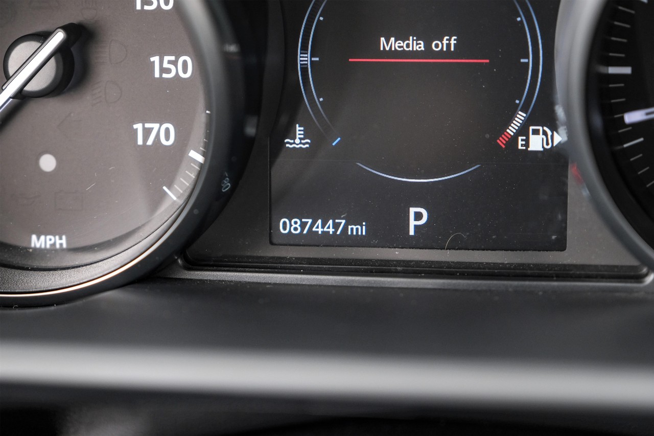 Land Rover Range Rover Sport Vehicle Main Gallery Image 21