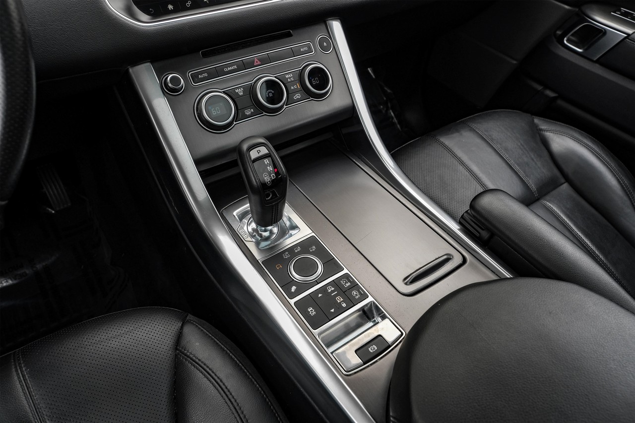 Land Rover Range Rover Sport Vehicle Main Gallery Image 25