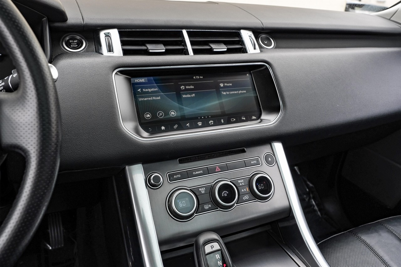 Land Rover Range Rover Sport Vehicle Main Gallery Image 27
