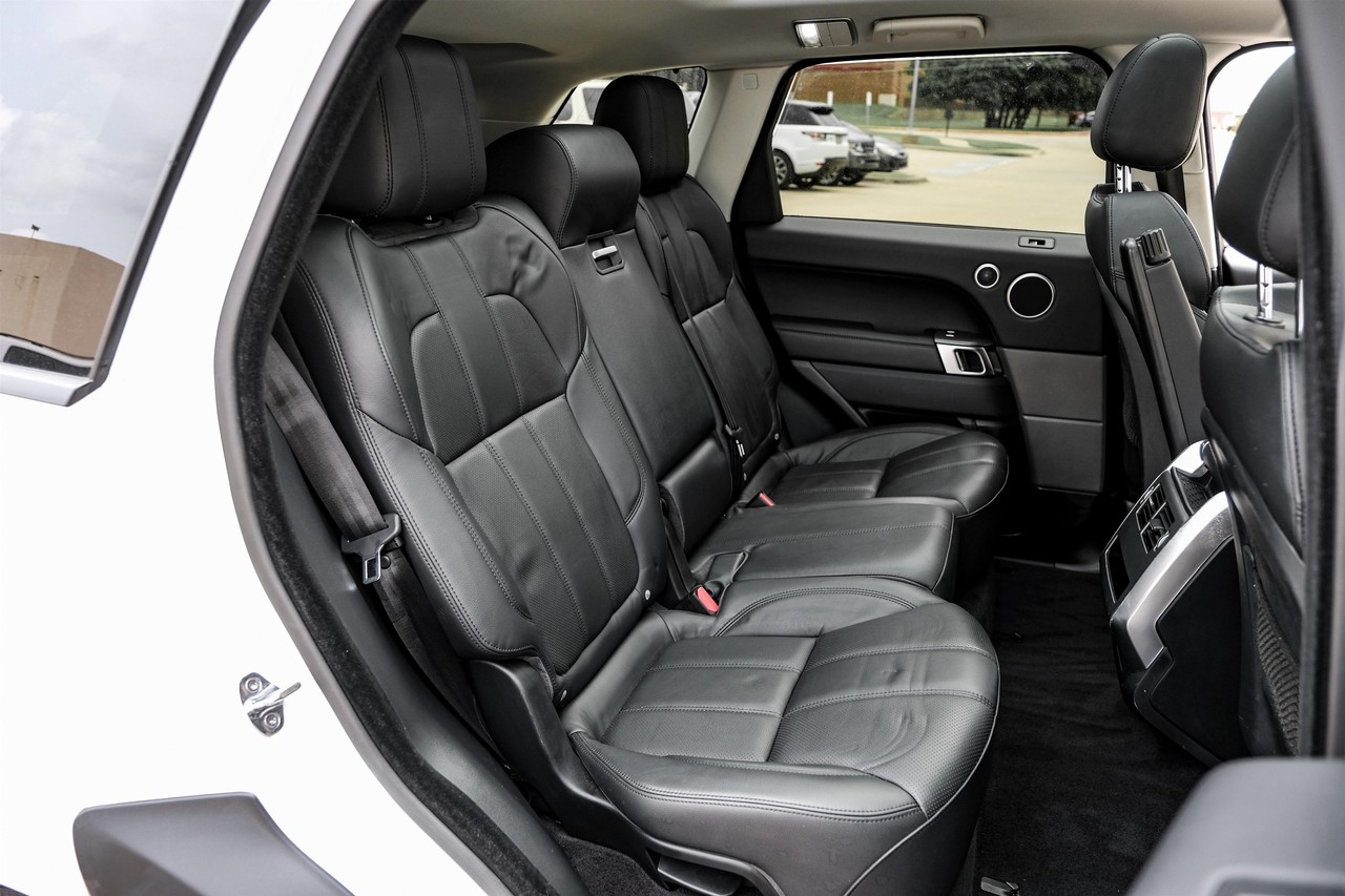 Land Rover Range Rover Sport Vehicle Main Gallery Image 36