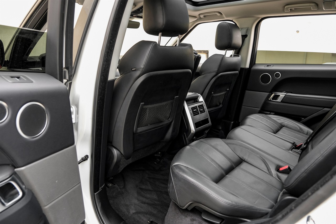 Land Rover Range Rover Sport Vehicle Main Gallery Image 38