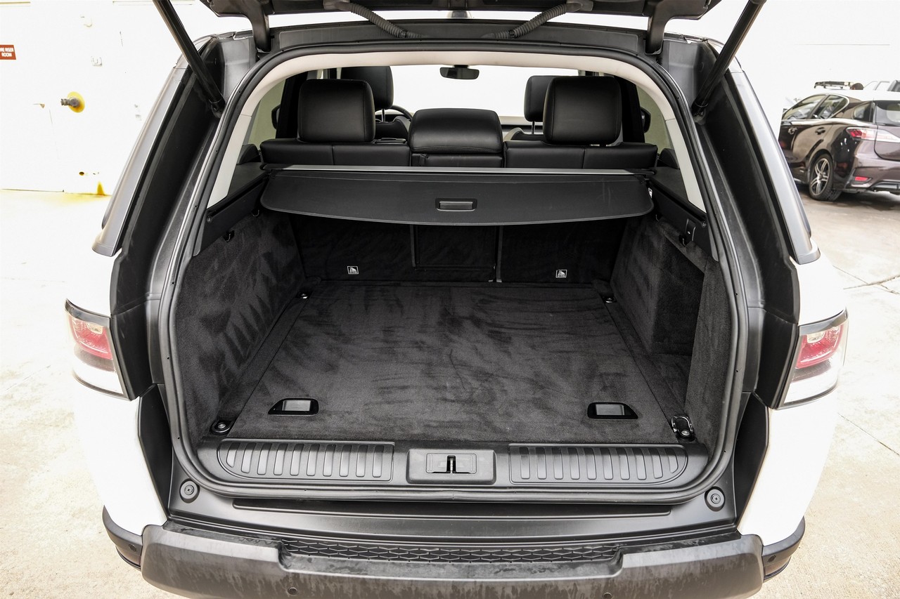 Land Rover Range Rover Sport Vehicle Main Gallery Image 51
