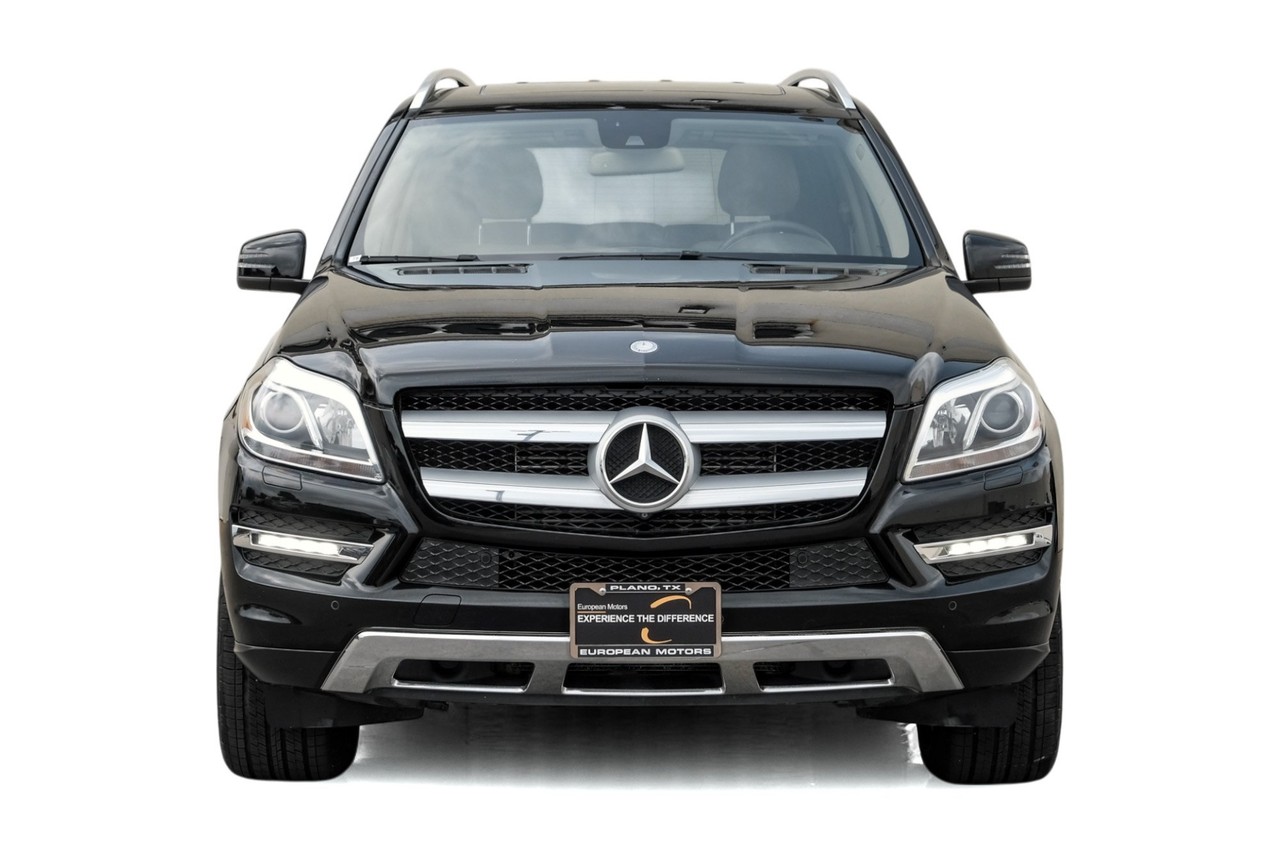 Mercedes-Benz GL 350 Vehicle Main Gallery Image 06