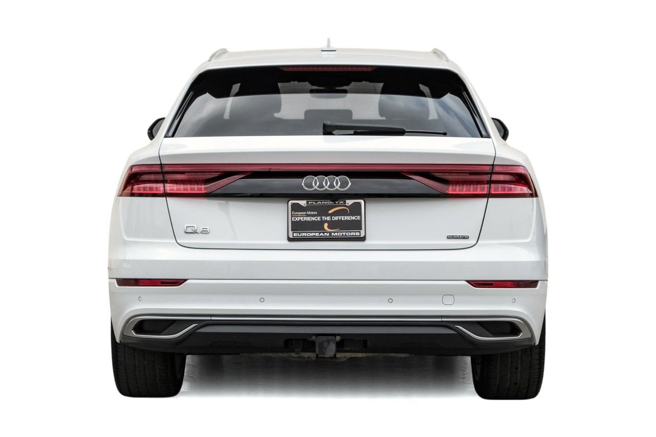 Audi Q8 Vehicle Main Gallery Image 10