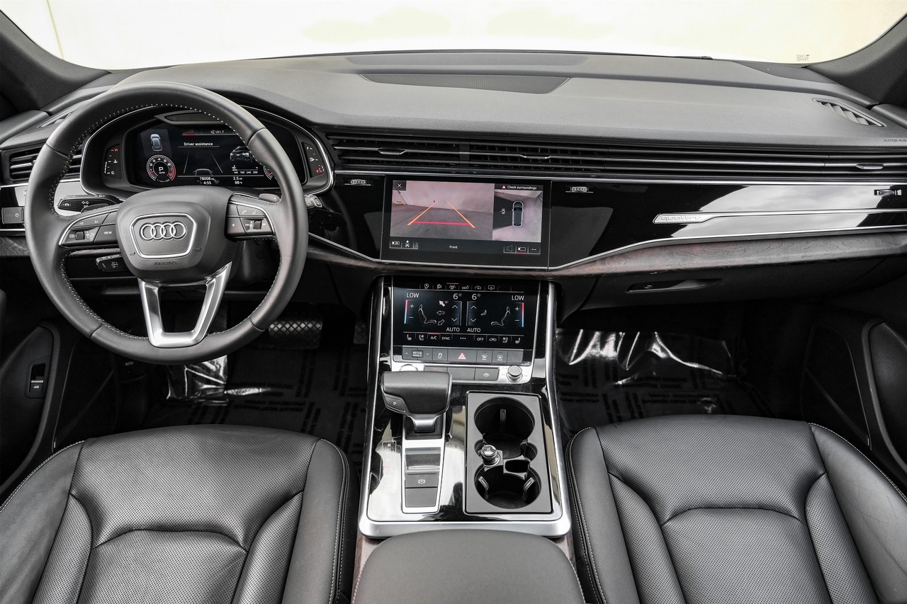 Audi Q8 Vehicle Main Gallery Image 15
