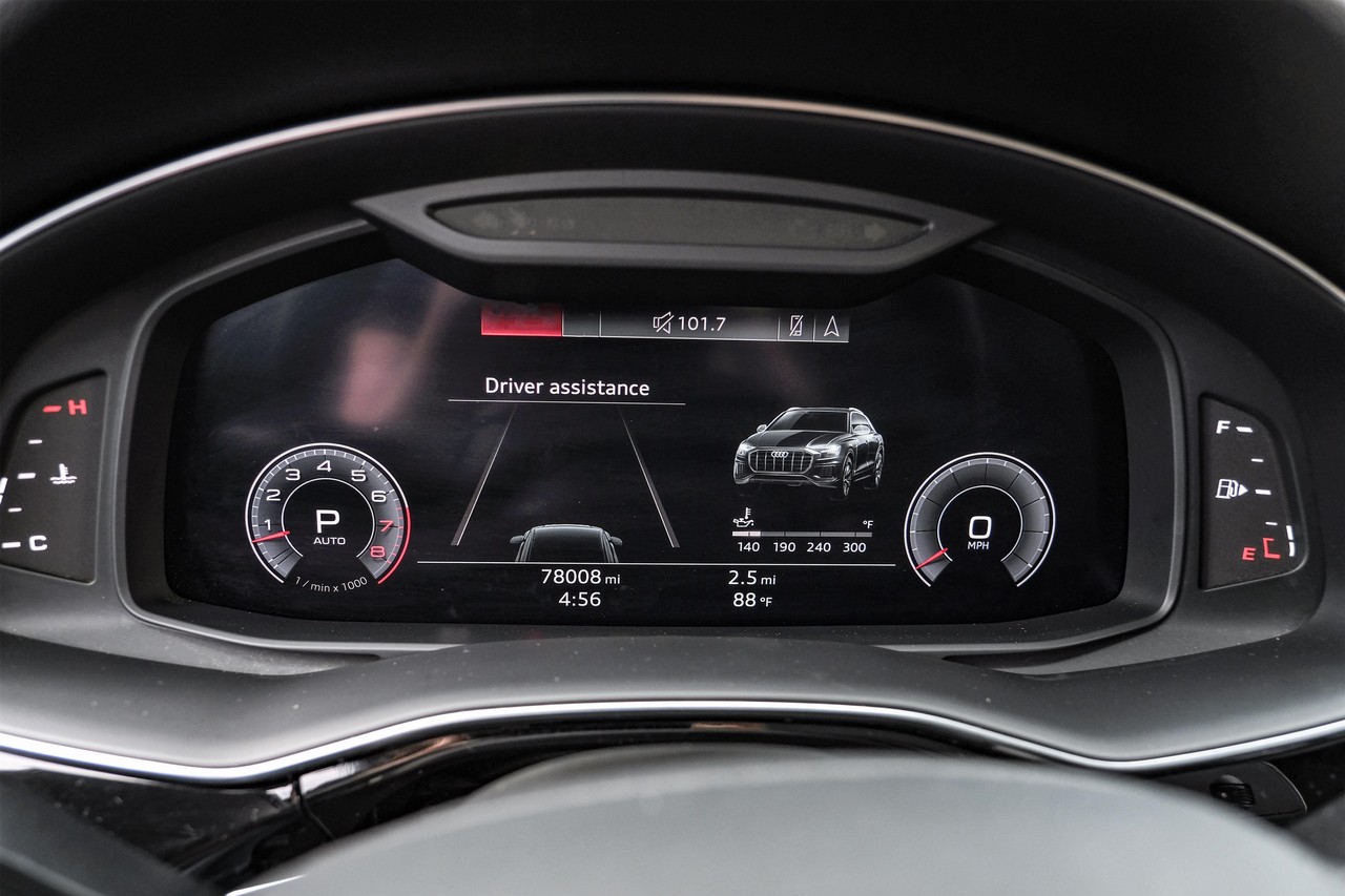 Audi Q8 Vehicle Main Gallery Image 20