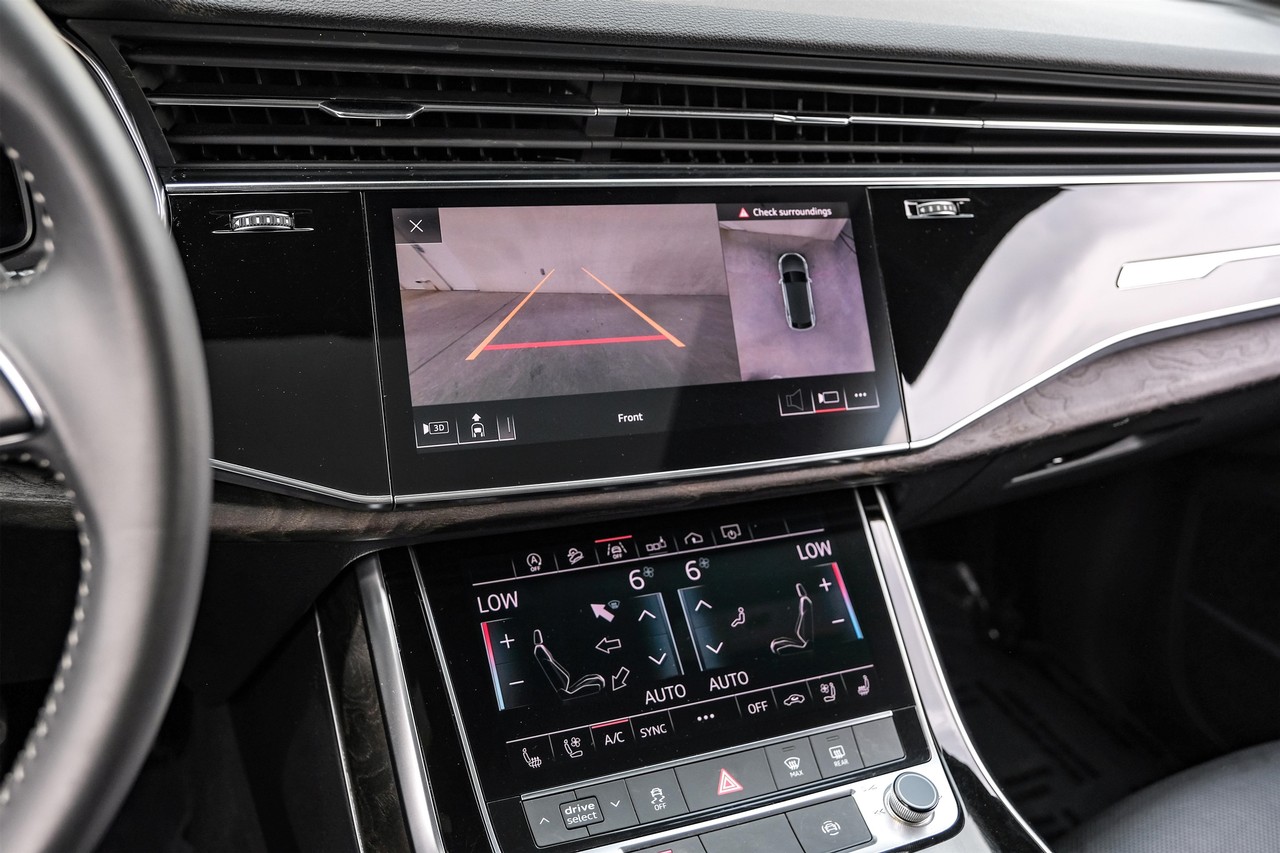 Audi Q8 Vehicle Main Gallery Image 27