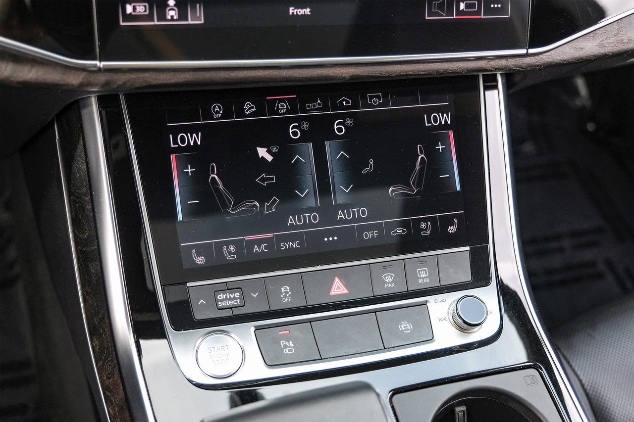 Audi Q8 Vehicle Main Gallery Image 29