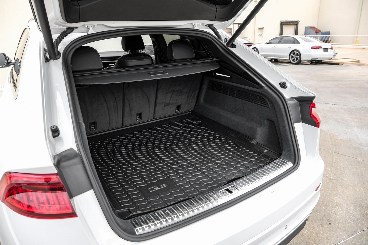 Audi Q8 Vehicle Main Gallery Image 51