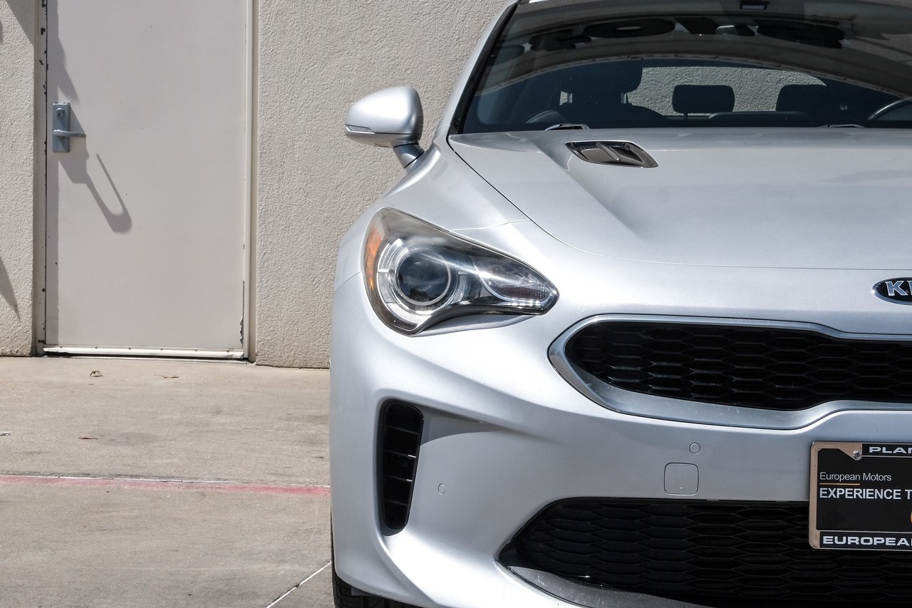 Kia Stinger Vehicle Main Gallery Image 45