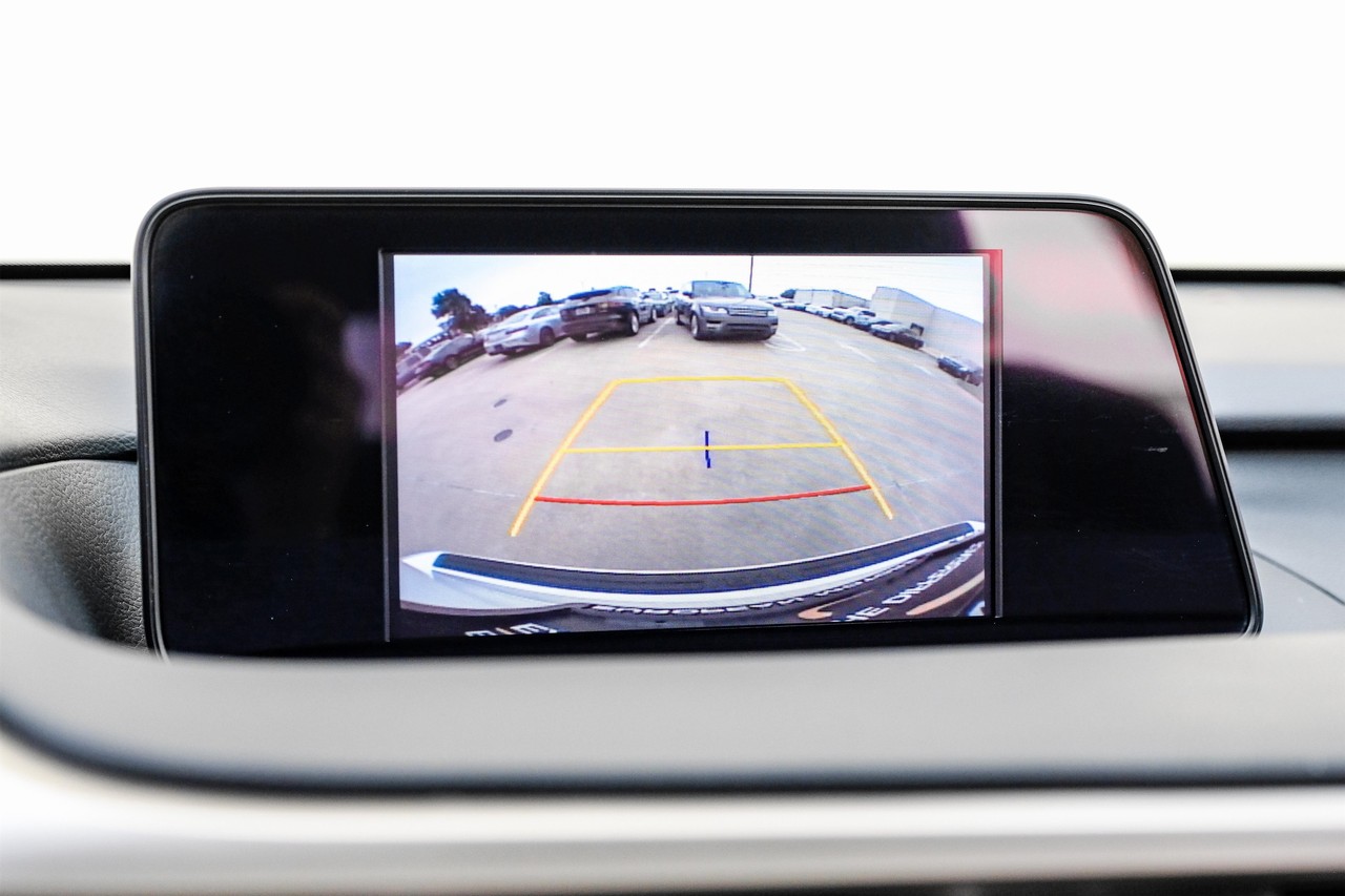Lexus RX 350 Vehicle Main Gallery Image 23
