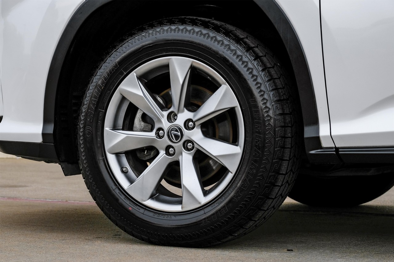 Lexus RX 350 Vehicle Main Gallery Image 51