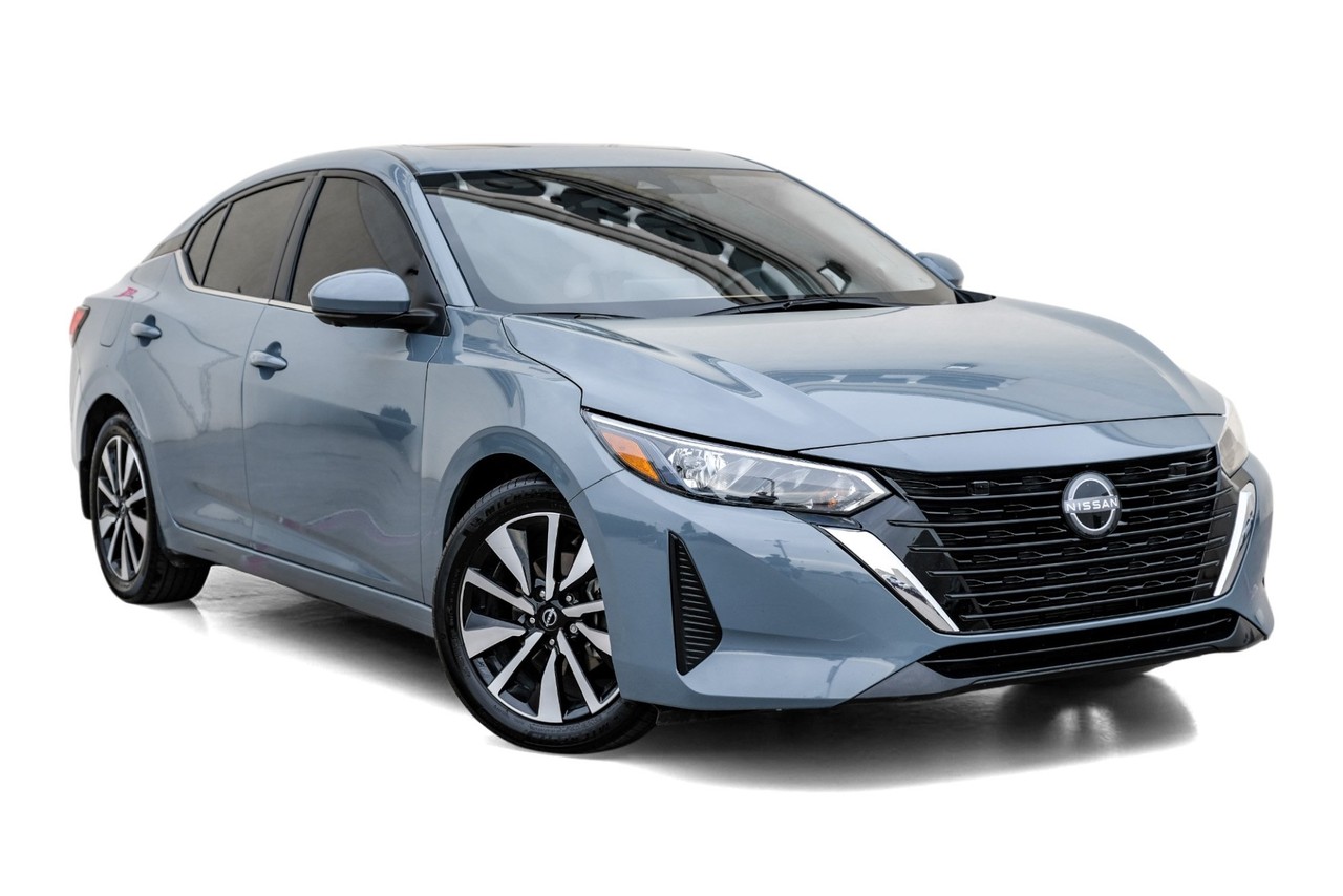 Nissan Sentra Vehicle Main Gallery Image 07