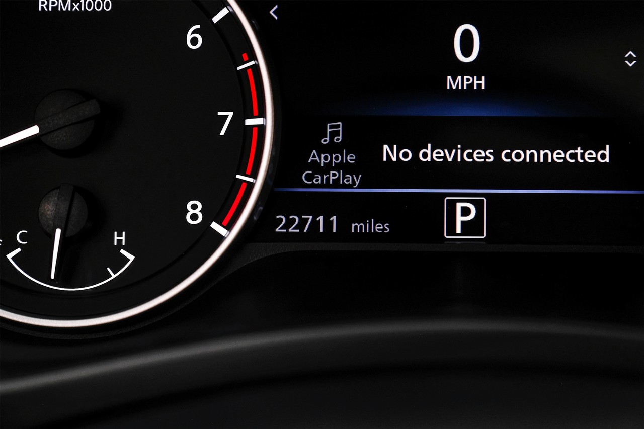 Nissan Sentra Vehicle Main Gallery Image 21
