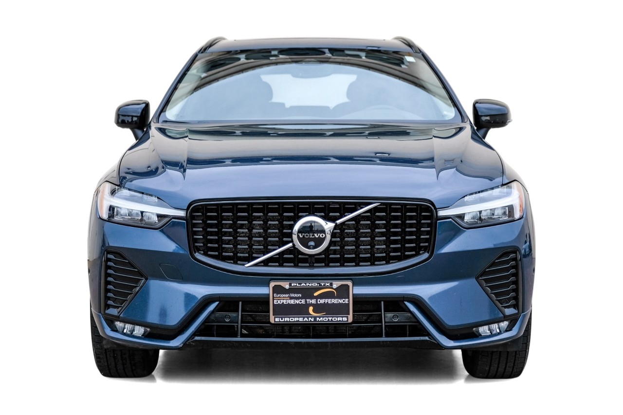 Volvo XC60 Vehicle Main Gallery Image 06