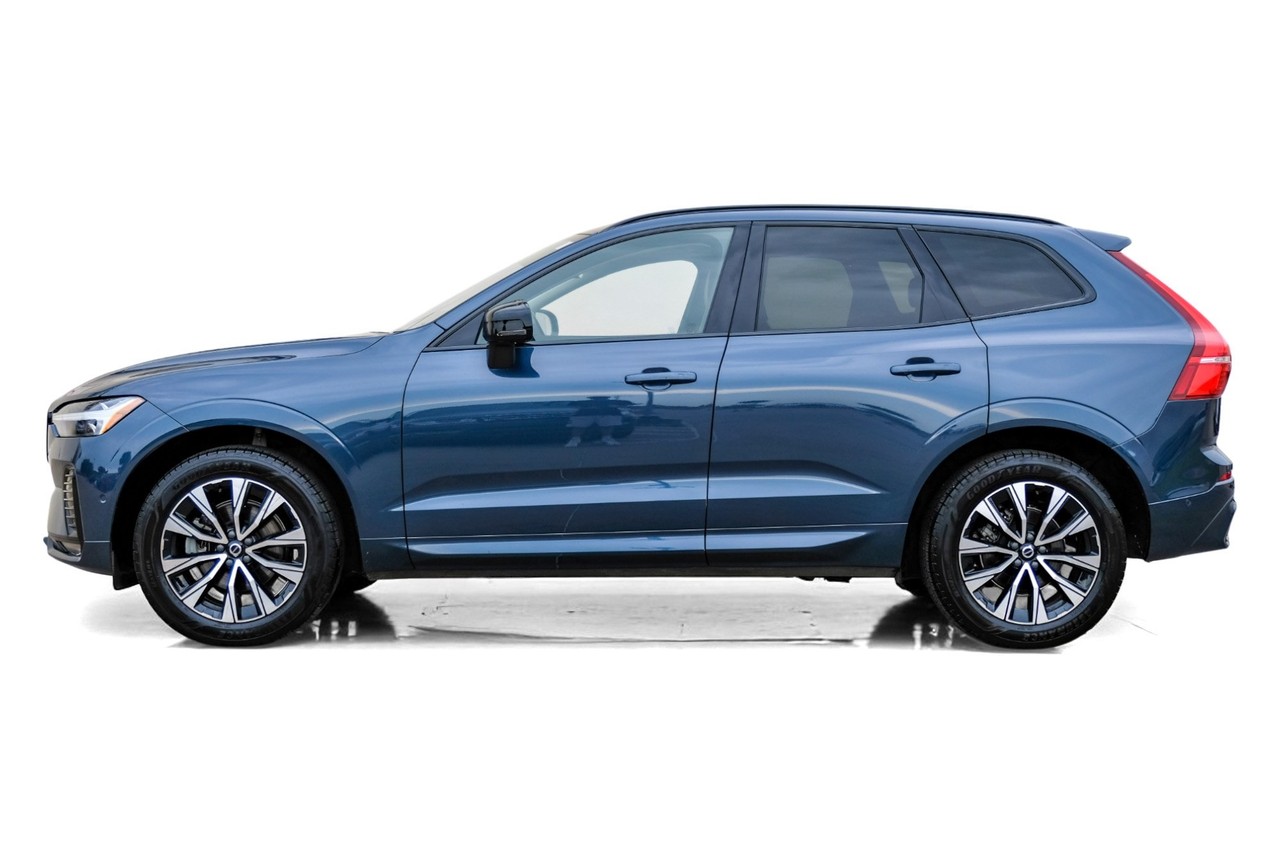 Volvo XC60 Vehicle Main Gallery Image 12