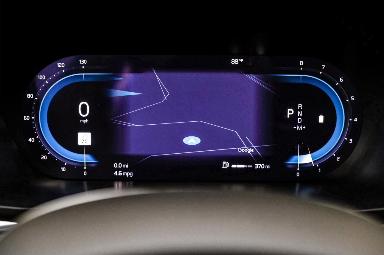 Volvo XC60 Vehicle Main Gallery Image 19