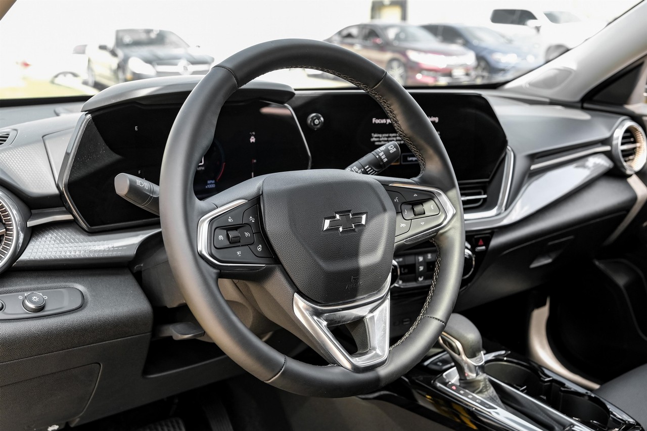 Chevrolet Trax Vehicle Main Gallery Image 15