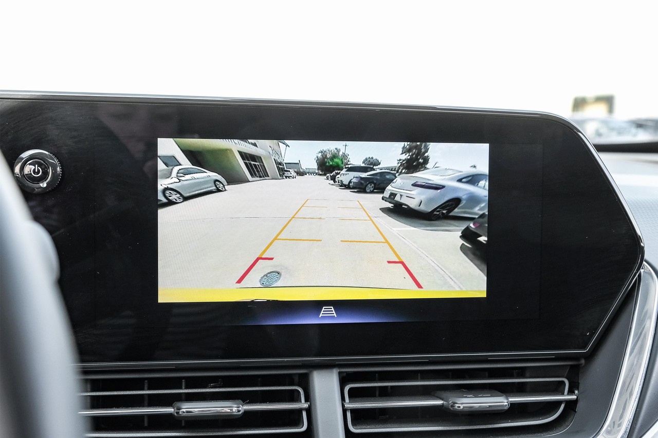 Chevrolet Trax Vehicle Main Gallery Image 21