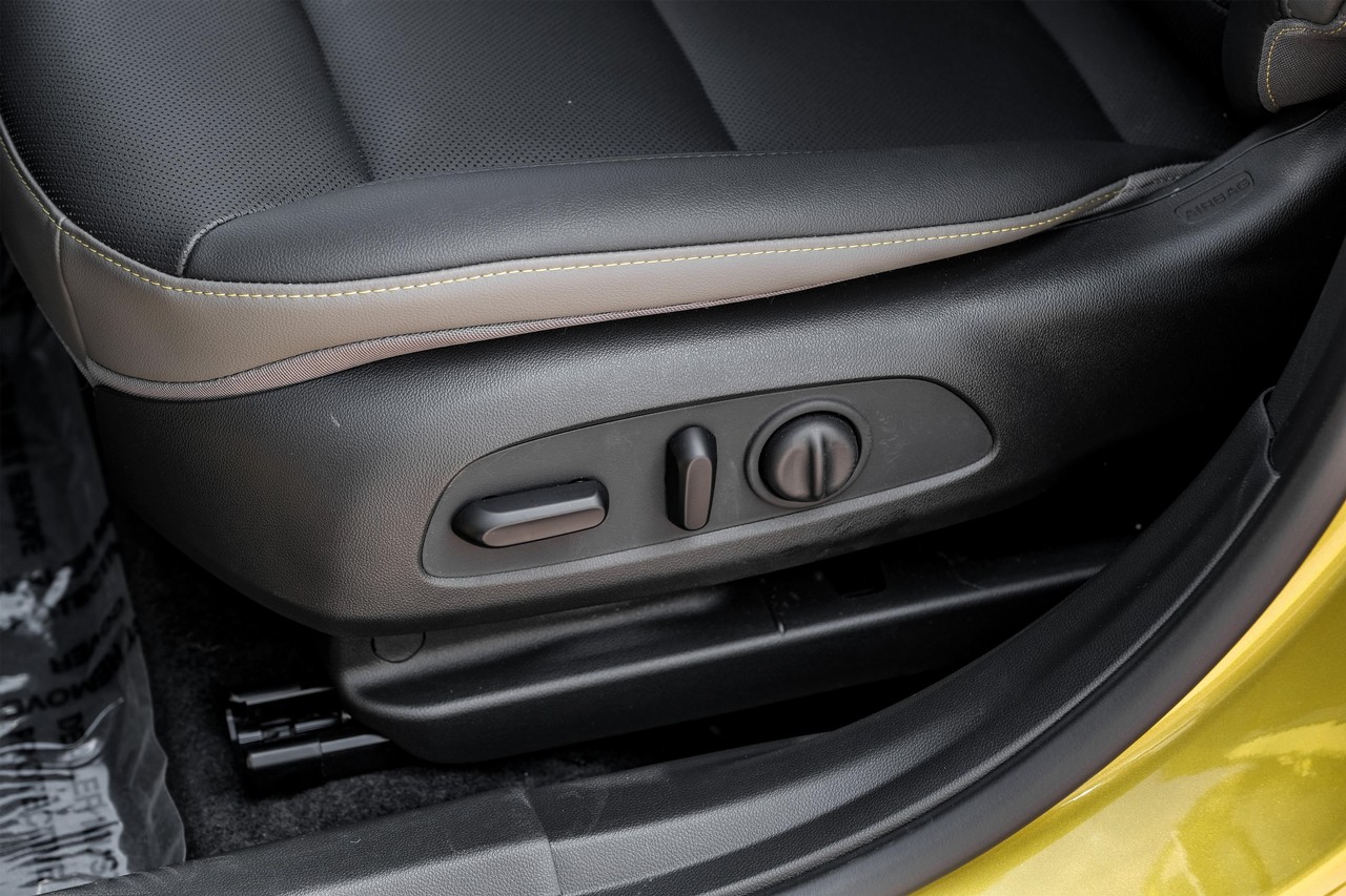 Chevrolet Trax Vehicle Main Gallery Image 31