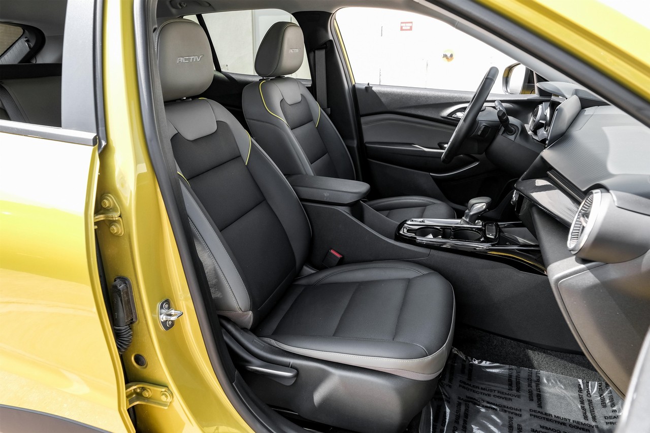 Chevrolet Trax Vehicle Main Gallery Image 32