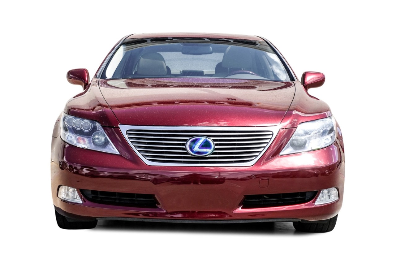 Lexus LS 600h L Vehicle Main Gallery Image 06