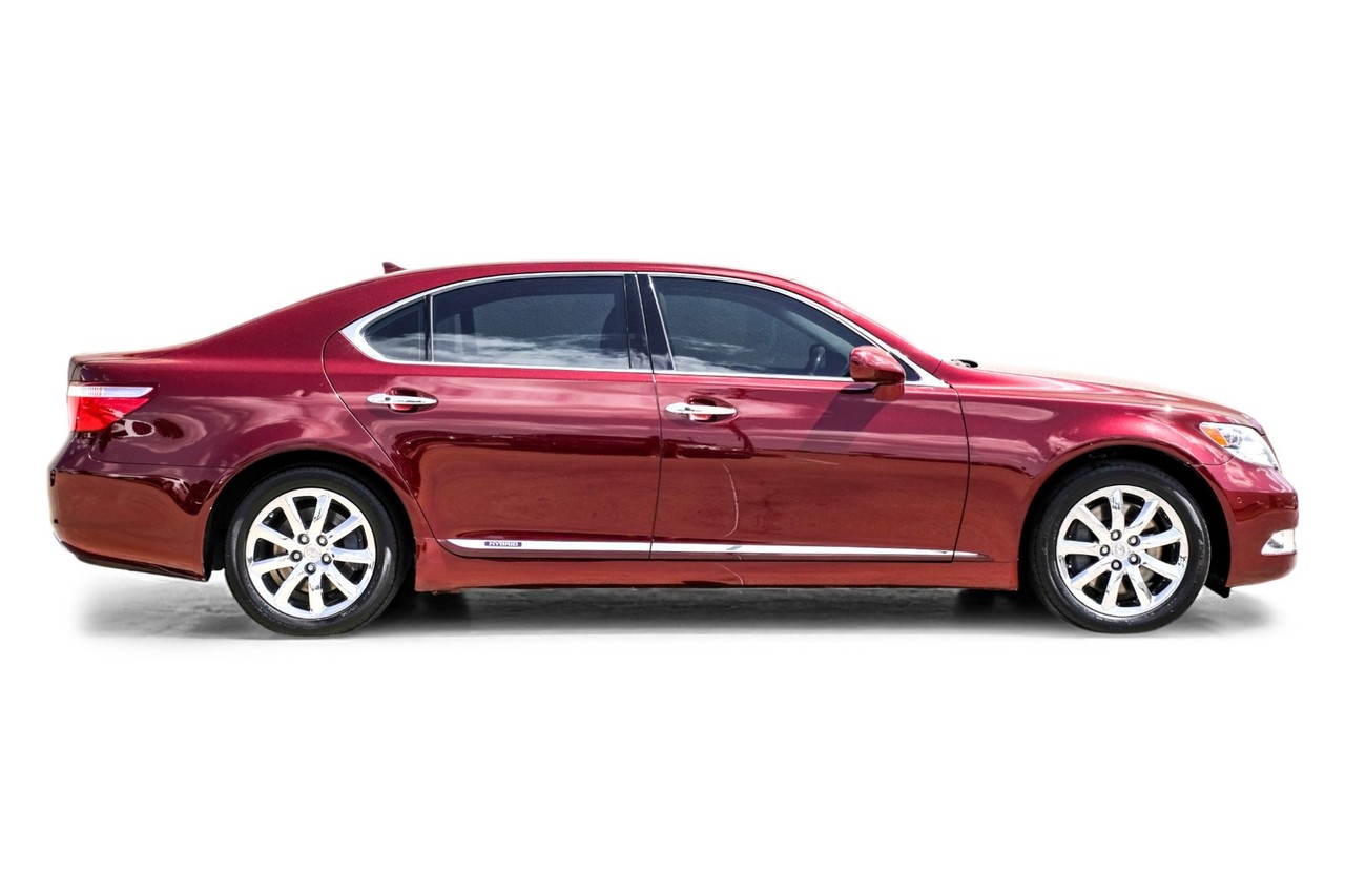 Lexus LS 600h L Vehicle Main Gallery Image 08