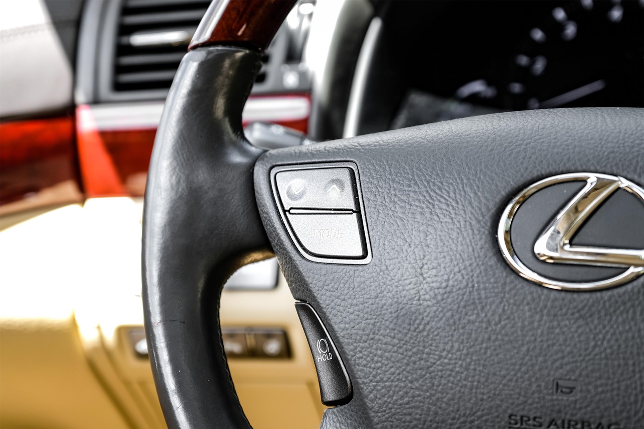 Lexus LS 600h L Vehicle Main Gallery Image 18