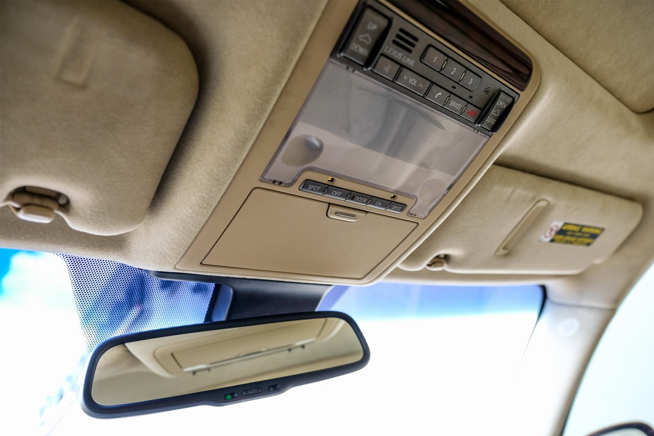 Lexus LS 600h L Vehicle Main Gallery Image 29