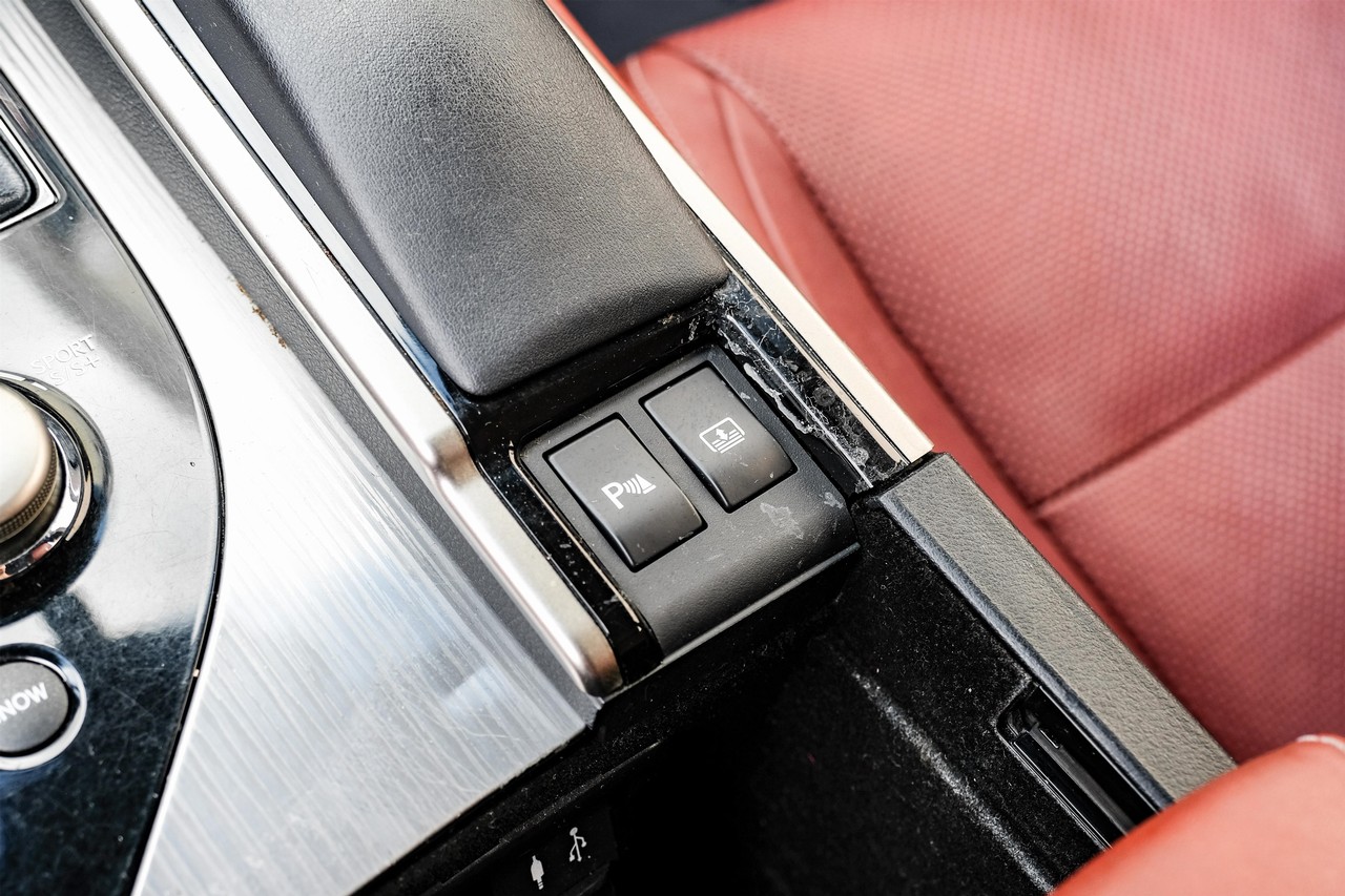 Lexus GS 350 Vehicle Main Gallery Image 27