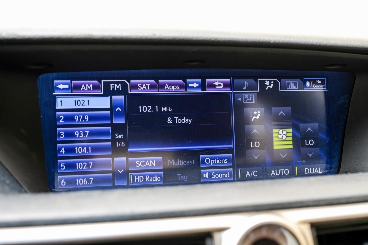 Lexus GS 350 Vehicle Main Gallery Image 31