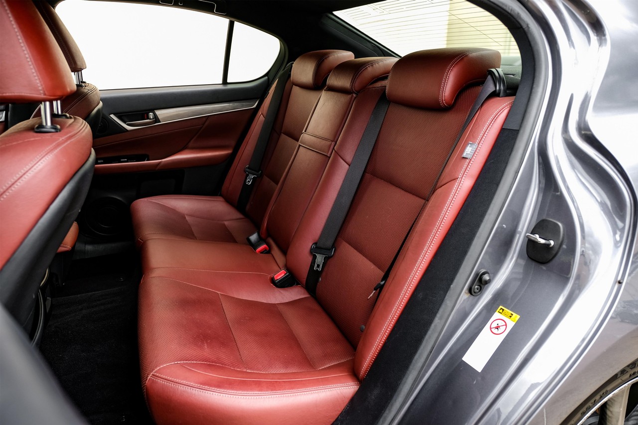 Lexus GS 350 Vehicle Main Gallery Image 38