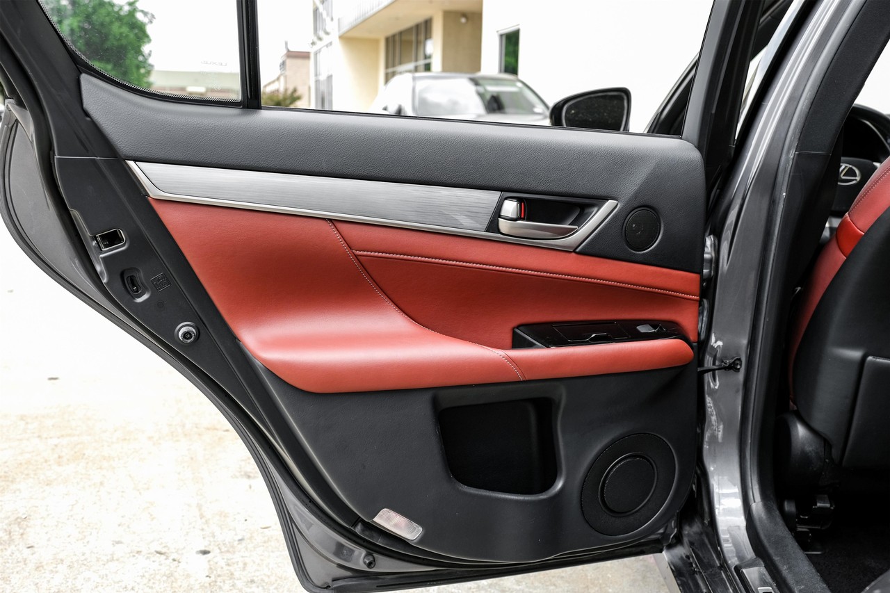 Lexus GS 350 Vehicle Main Gallery Image 44