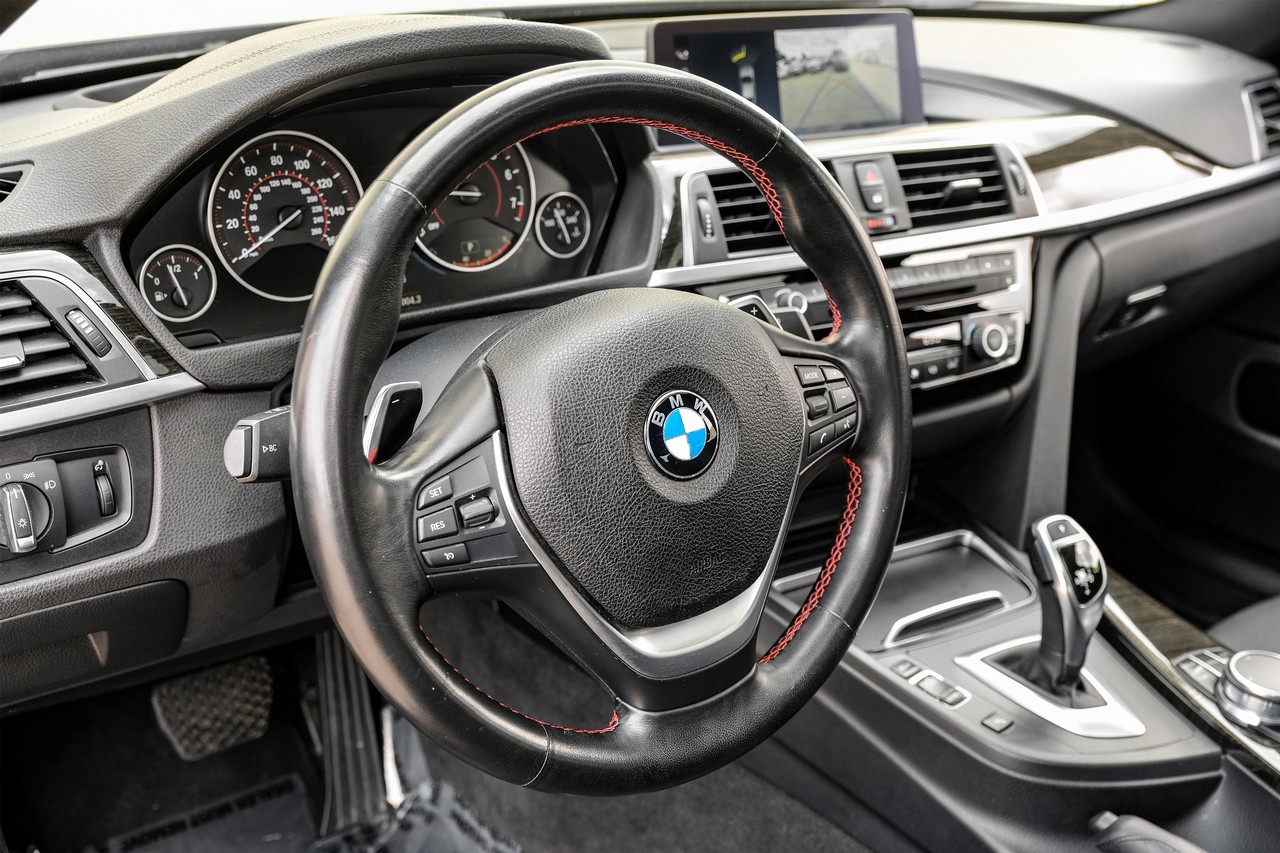 BMW 4 Series Vehicle Main Gallery Image 16