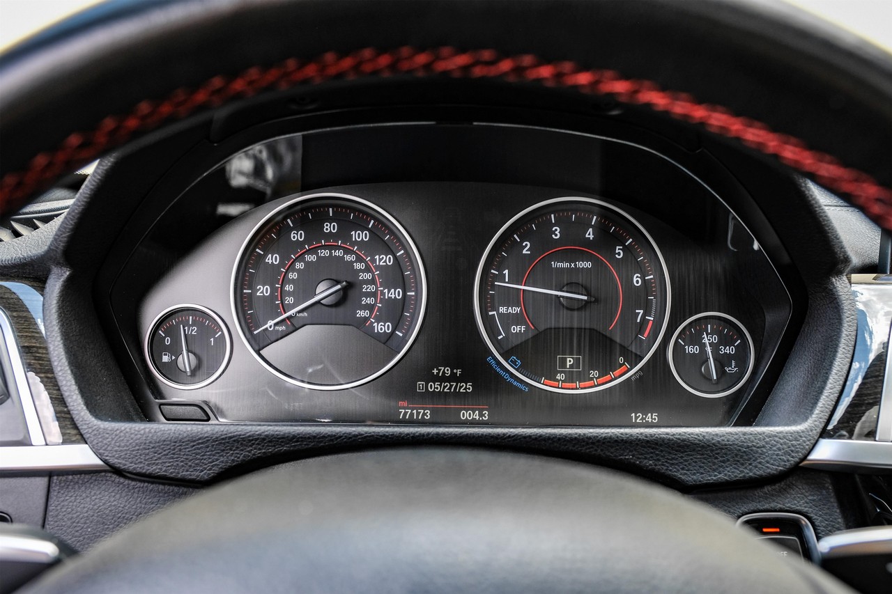 BMW 4 Series Vehicle Main Gallery Image 20