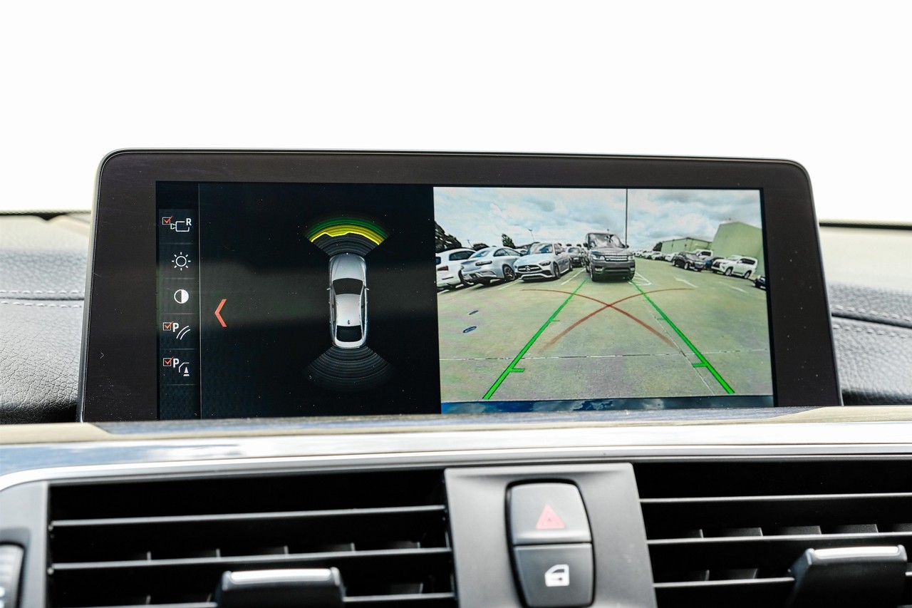 BMW 4 Series Vehicle Main Gallery Image 23