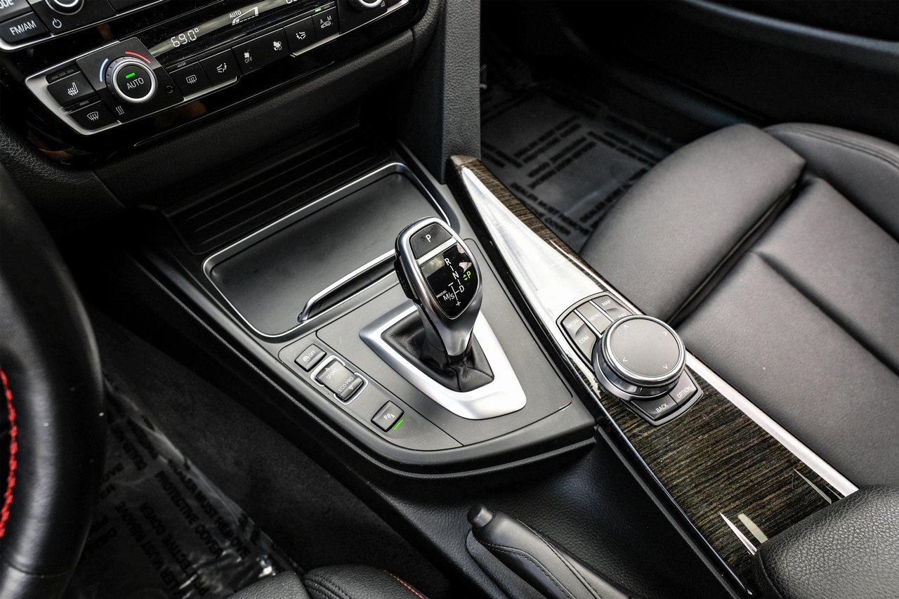 BMW 4 Series Vehicle Main Gallery Image 25