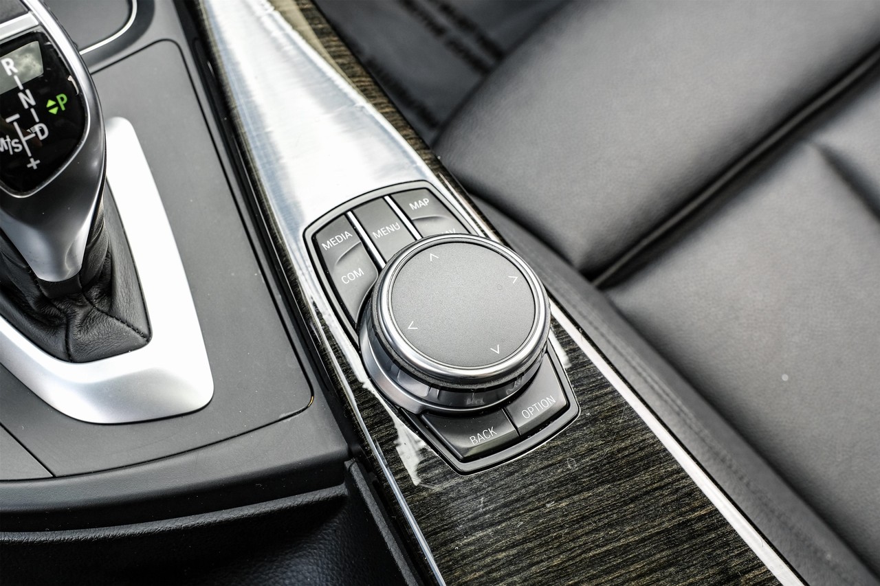 BMW 4 Series Vehicle Main Gallery Image 26