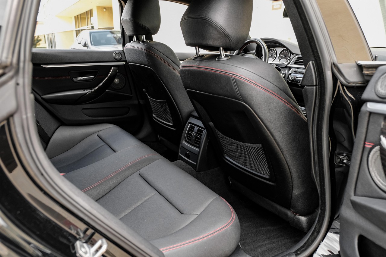 BMW 4 Series Vehicle Main Gallery Image 34