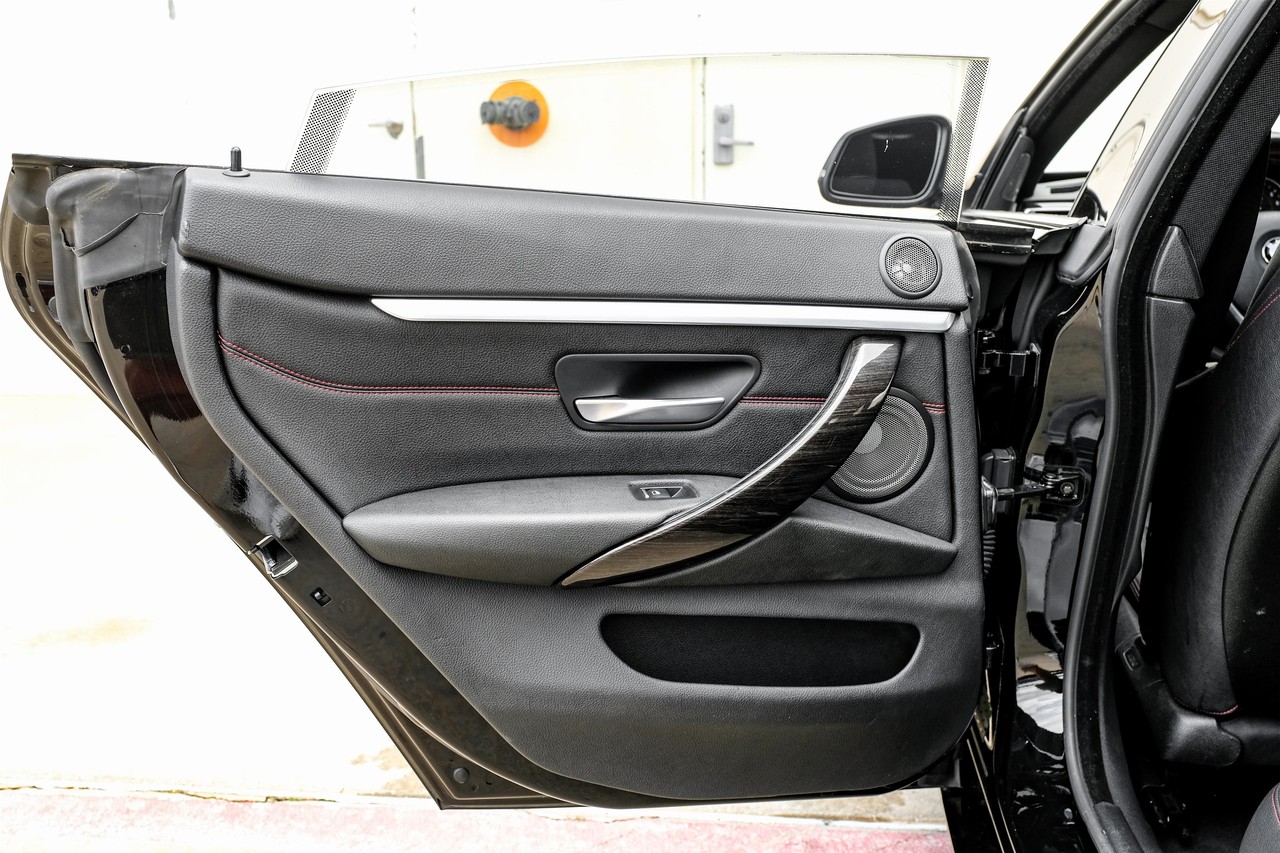 BMW 4 Series Vehicle Main Gallery Image 41