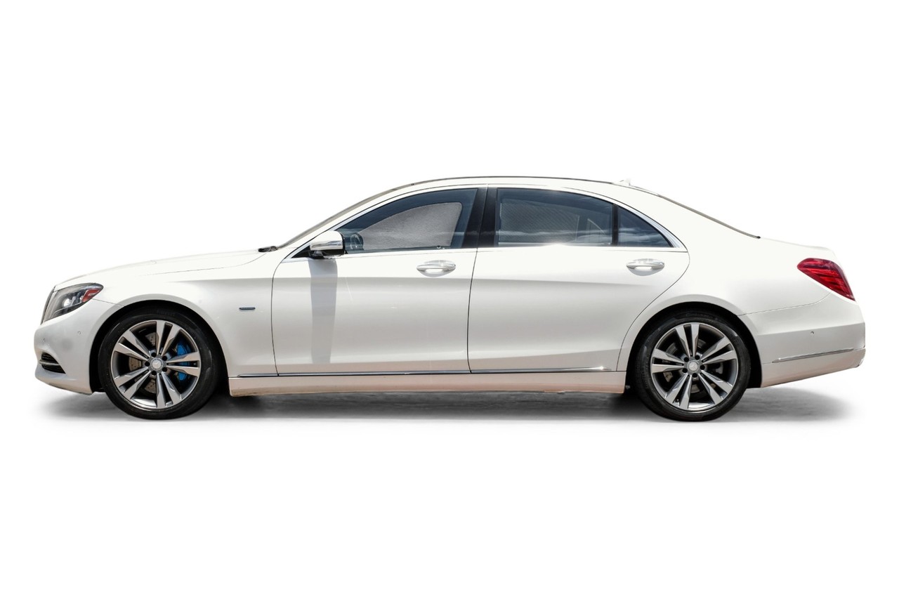 Mercedes-Benz S-Class Vehicle Main Gallery Image 11