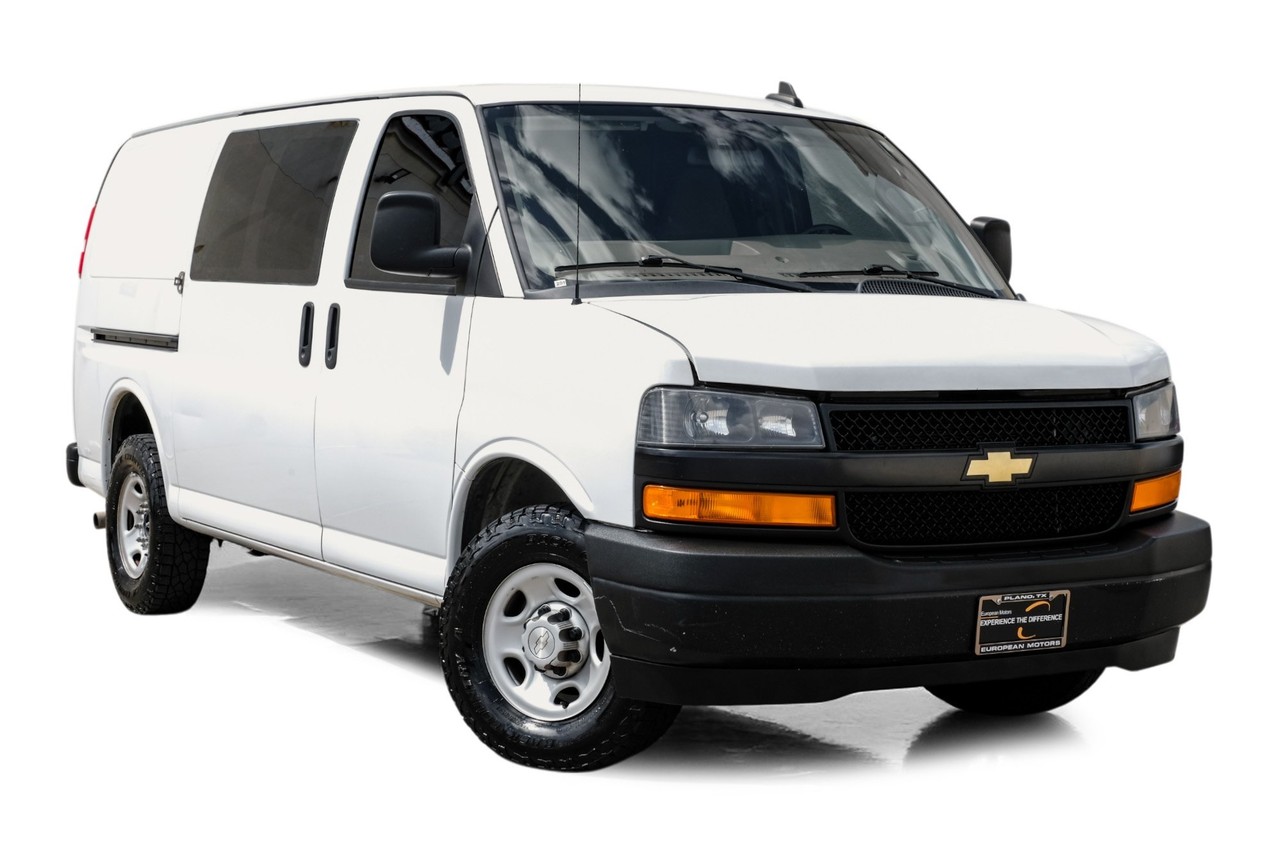 Chevrolet Express Cargo Van Vehicle Main Gallery Image 06