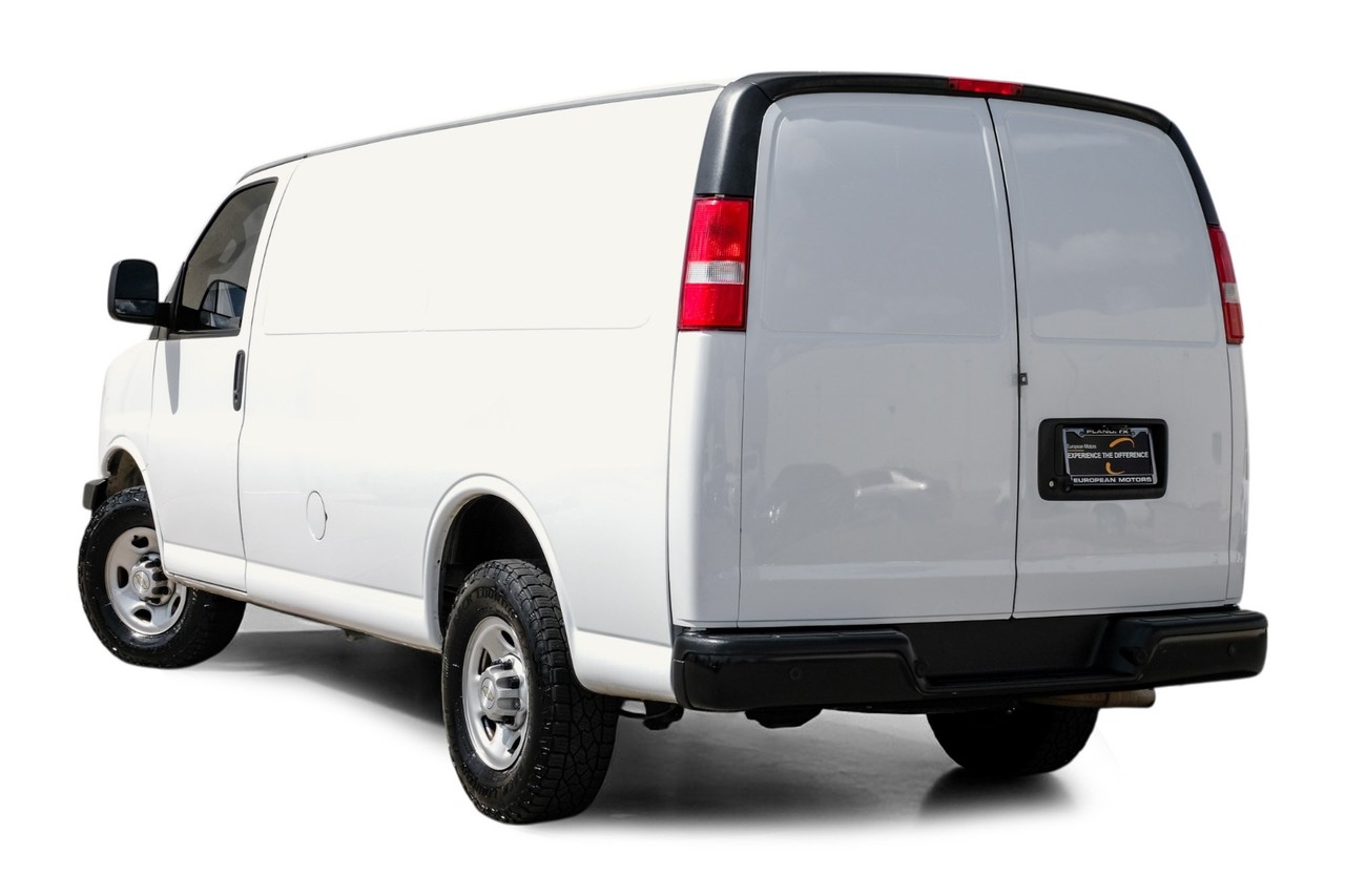Chevrolet Express Cargo Van Vehicle Main Gallery Image 11