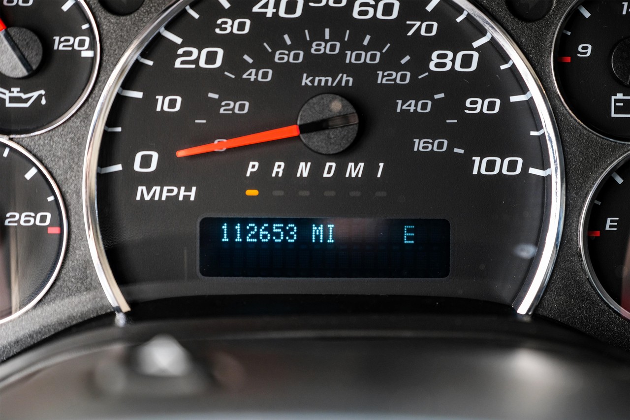 Chevrolet Express Cargo Van Vehicle Main Gallery Image 19