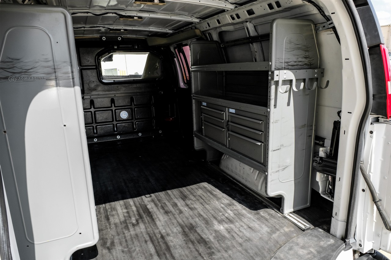 Chevrolet Express Cargo Van Vehicle Main Gallery Image 42