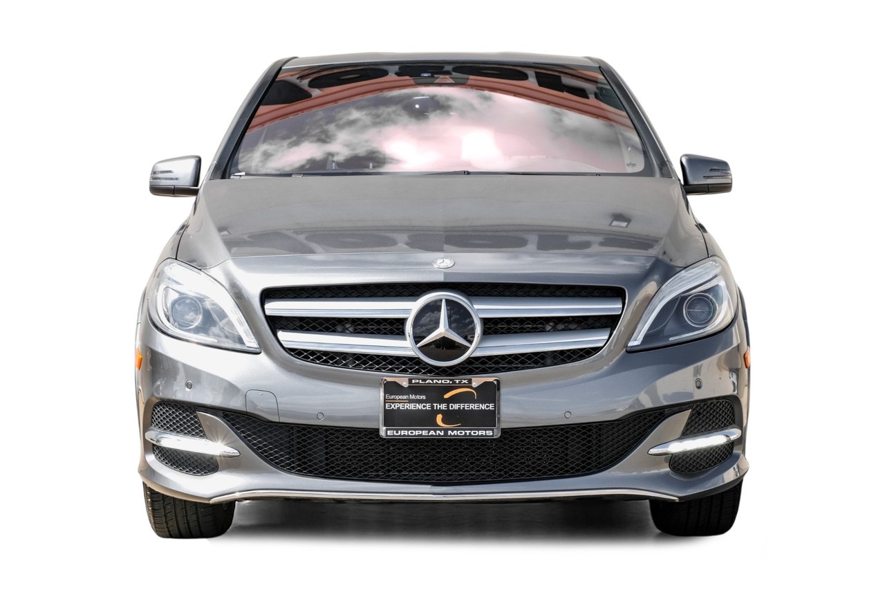 Mercedes-Benz B-Class Vehicle Main Gallery Image 05